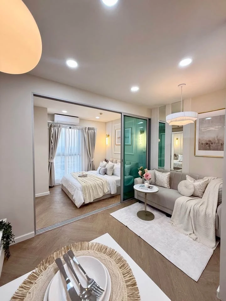 Selling A Space Me Bangna. Beautiful high-floor unit with a spacious and comfortable view. Stunning interior design. Buy now!
