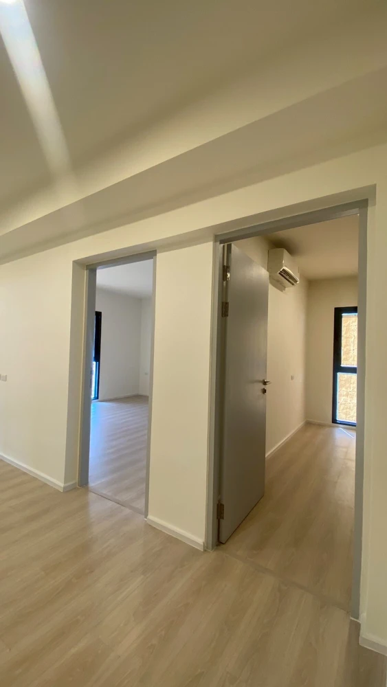 Selling a high-floor A Space Mega Bangna unit. Good ventilation, spacious and comfortable. Book now!