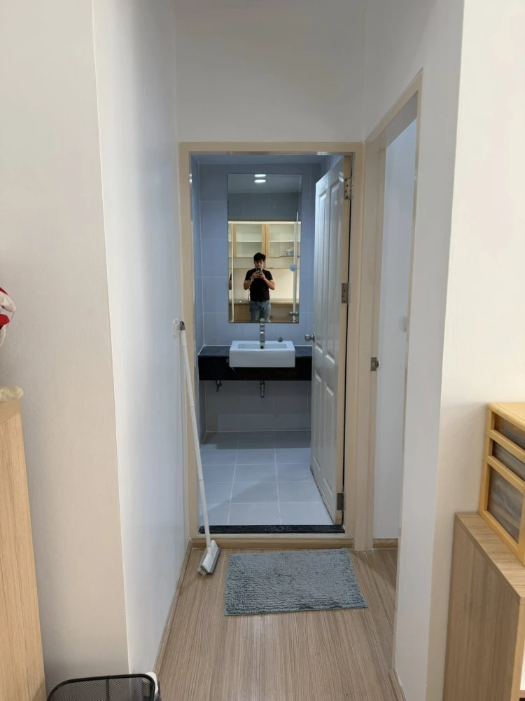 For sale: A Space Play Ratchada-Sutthisan, pool view, fully furnished, ready to move in.