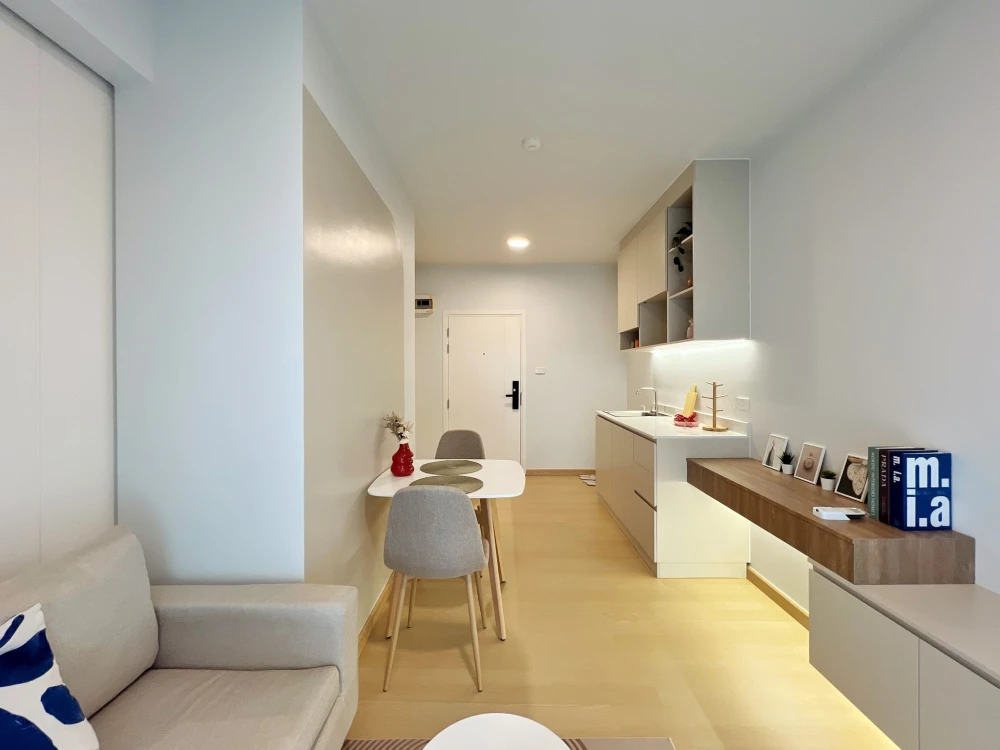 For sale: A Space Sukhumvit 77, nice room with furniture, book now.