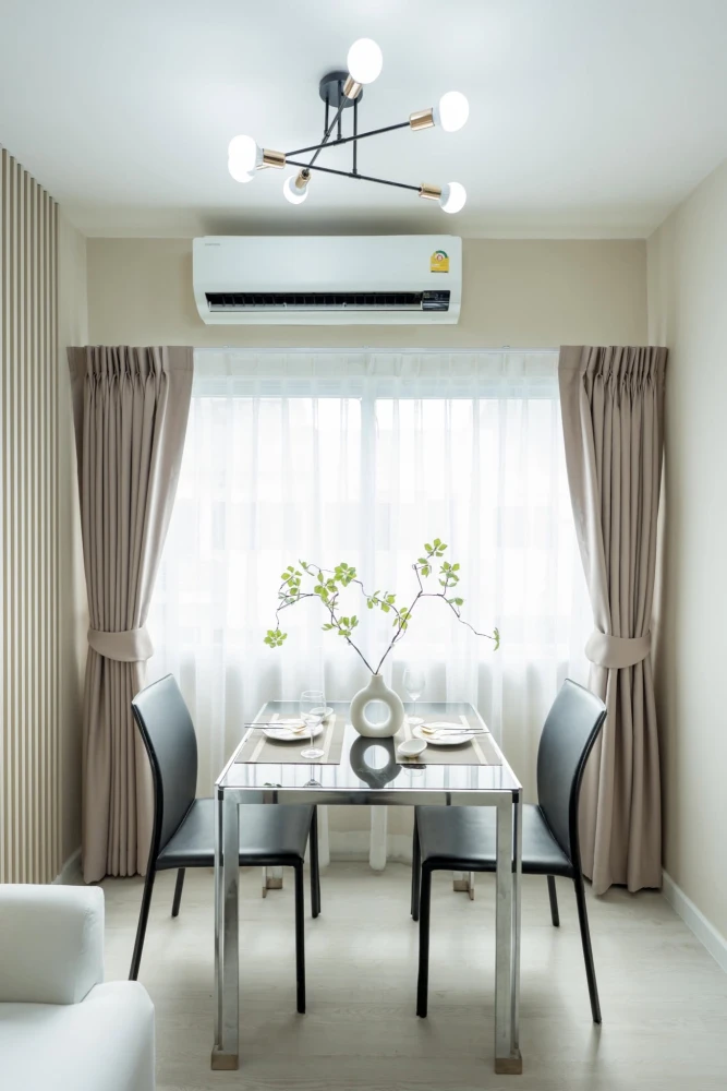 Selling A Space Sukhumvit 77, studio room, 1 bathroom, fully furnished and equipped with appliances, ready to move in.
