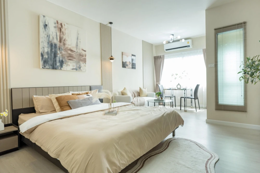 Selling A Space Sukhumvit 77, studio room, 1 bathroom, fully furnished and equipped with appliances, ready to move in.