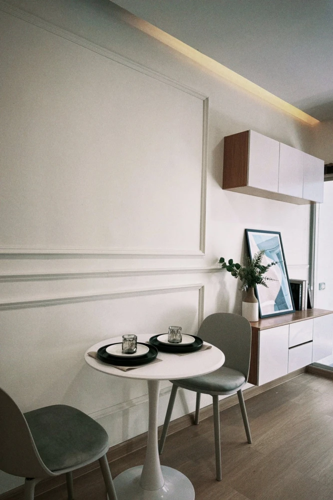 Selling a unit at a space sukhumvit 77. The rooms are well-partitioned and offer fantastic pool views. You definitely need to book this one!