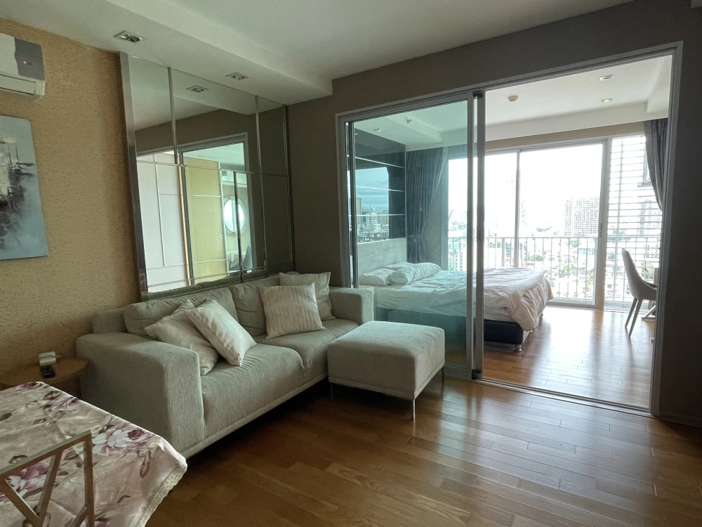Abstracts Phahonyothin Park for sale, high floor, fully furnished, spacious, comfortable, reserve now.