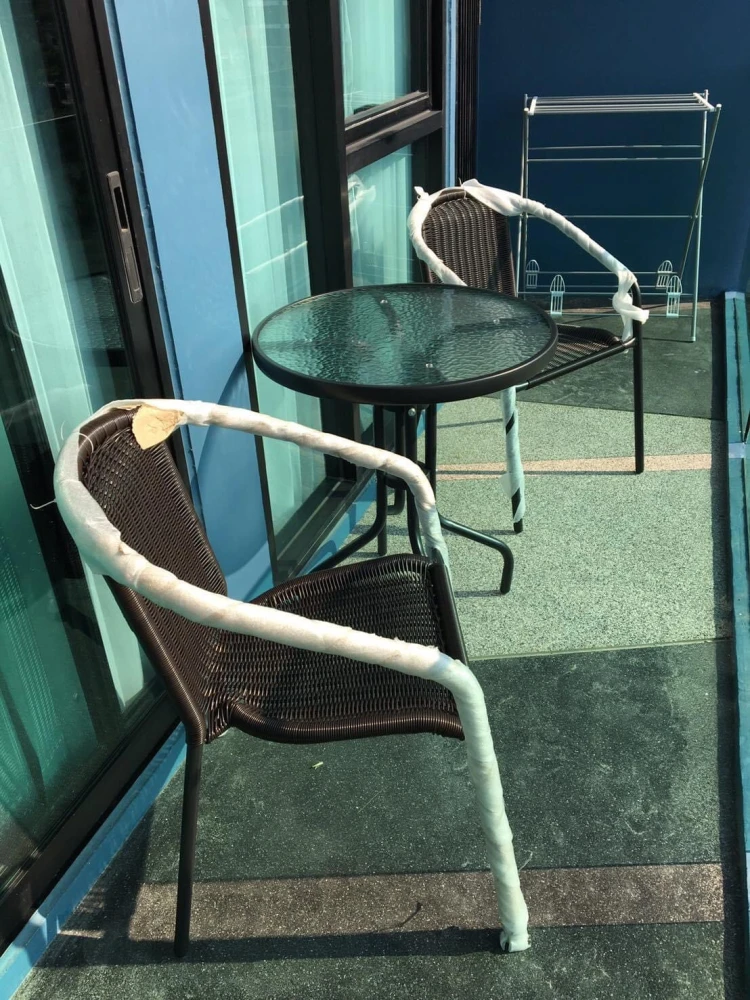 Selling Acqua Condominium, 1 bedroom, 1 bathroom, 6th floor. Fully furnished. Don't miss this great deal!