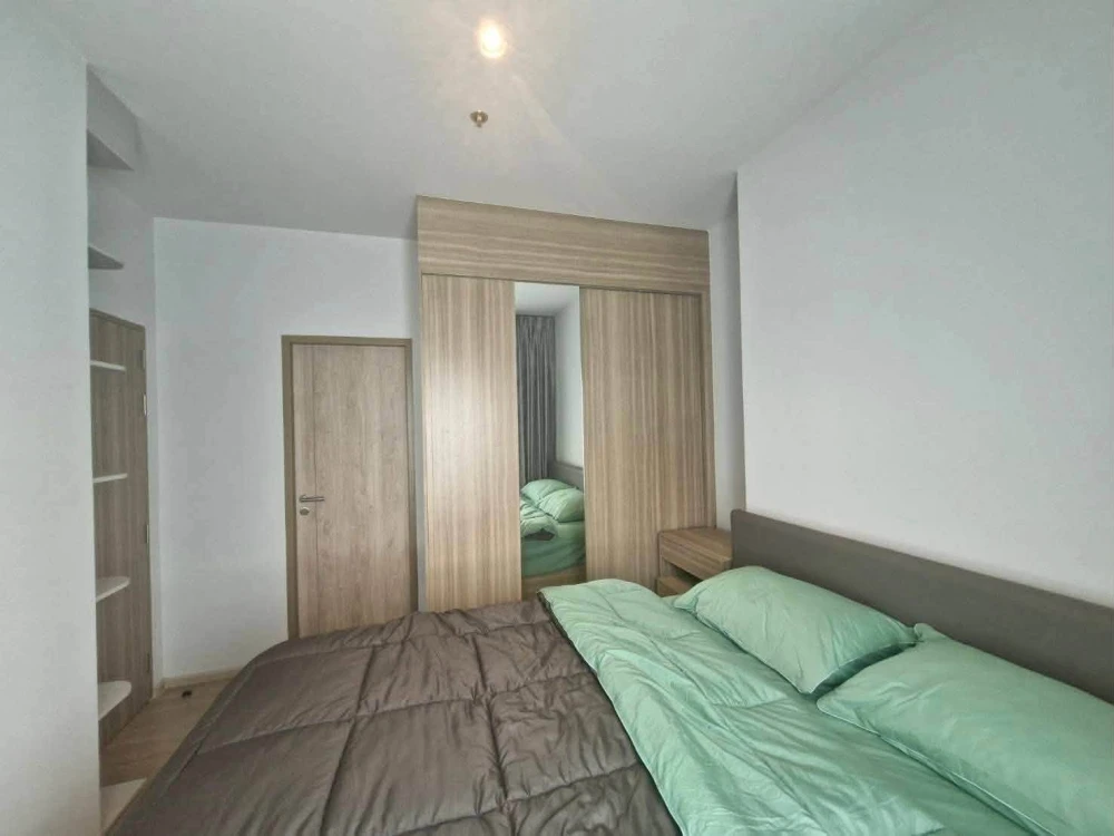 Selling Altitude Unicorn Sathorn - Tha Phra, 1 bedroom, 1 bathroom. Prime location with complete amenities. Book now!