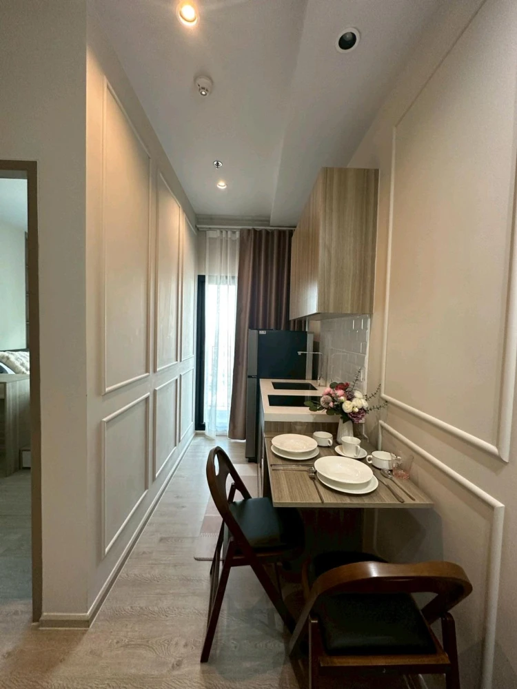 Selling Altitude Unicorn Sathorn - Tha Phra, 25th floor. High floor, beautiful view, fully furnished. Book now!