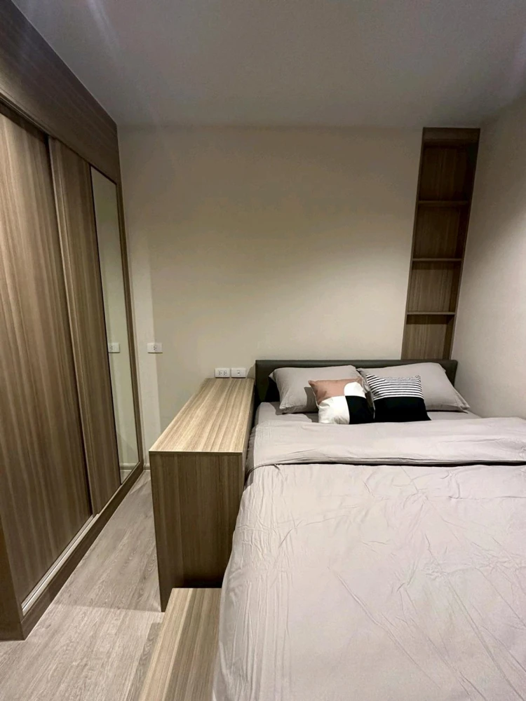 Selling Altitude Unicorn Sathorn - Tha Phra, 25th floor. High floor, beautiful view, fully furnished. Book now!