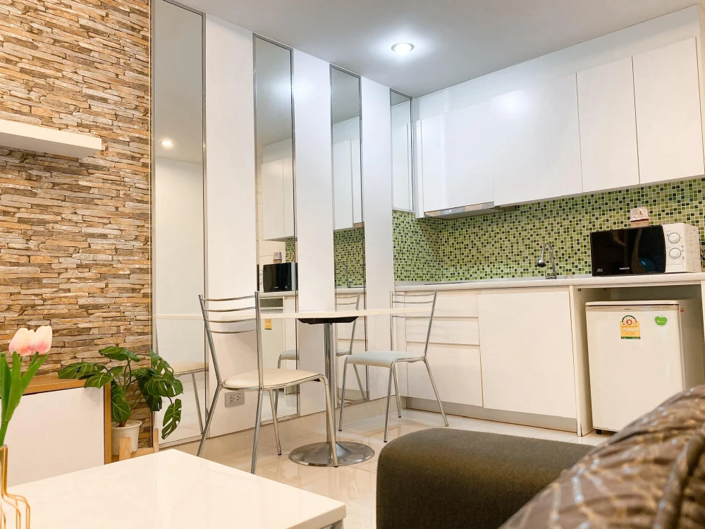 For sale: Amazon Residence Pattaya, corner room, not crowded, stylishly decorated, fully furnished, don't miss out on this great deal.
