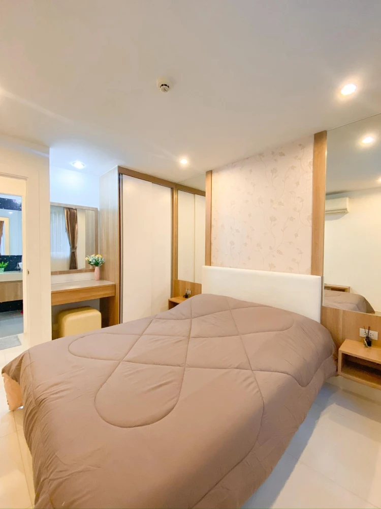 For sale: Amazon Residence Pattaya, corner room, not crowded, stylishly decorated, fully furnished, don't miss out on this great deal.