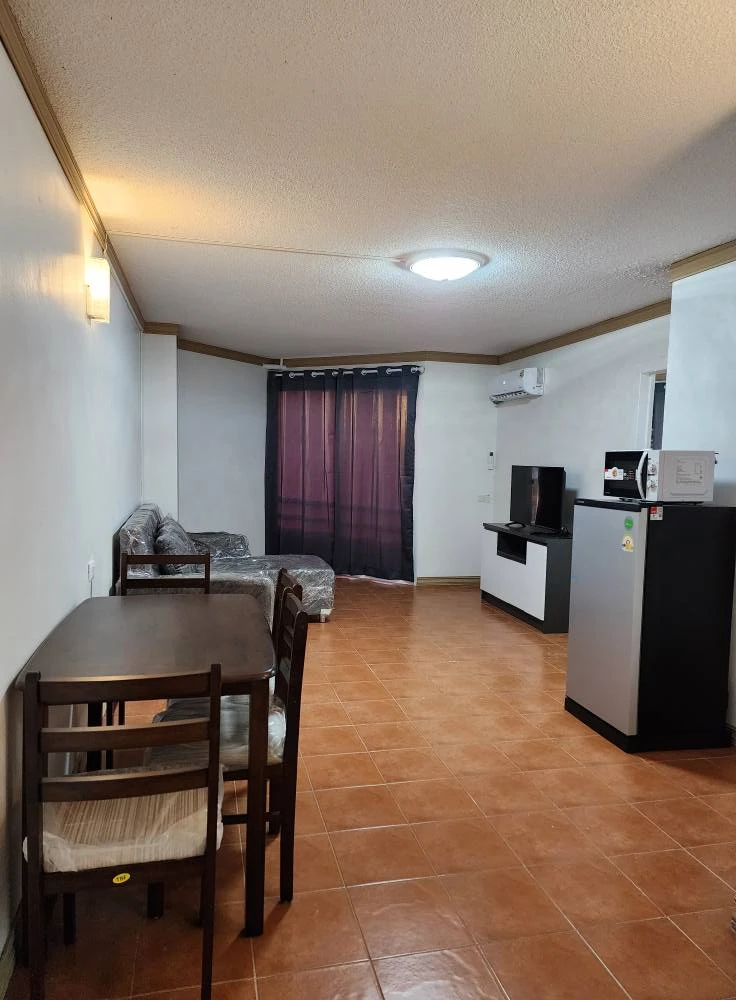 For sale: Angket Condominium, 2 bedrooms, 2 bathrooms, plenty of living space, fully furnished, don't miss out!