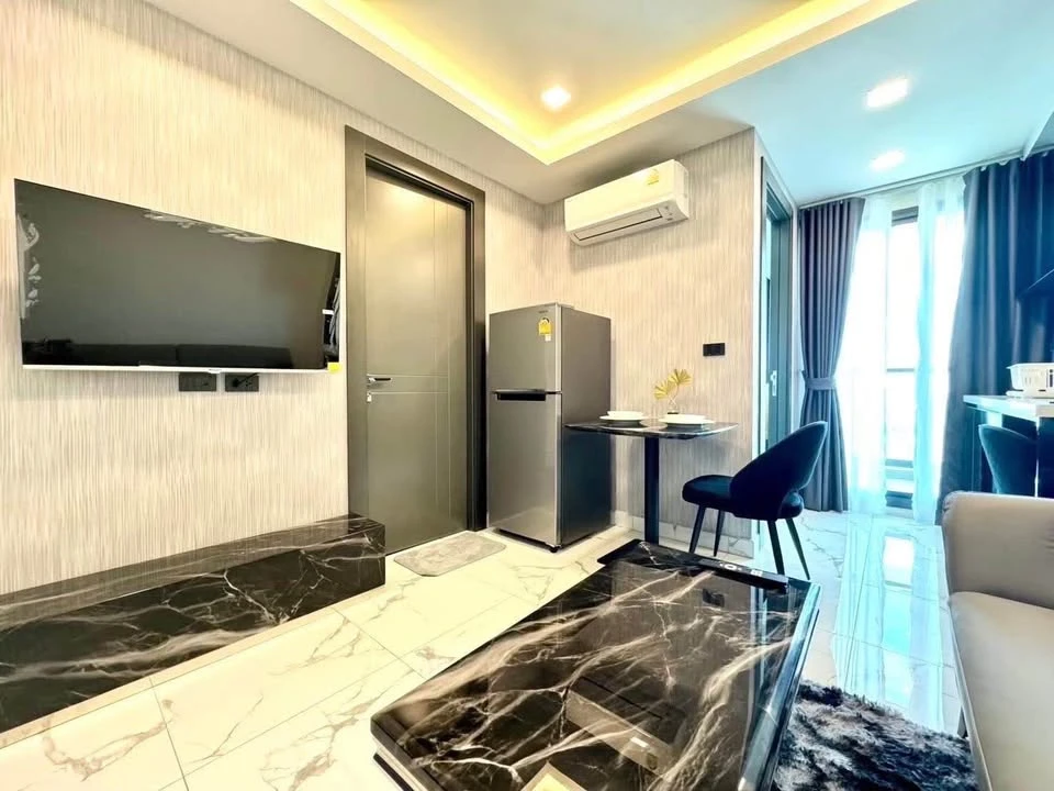 Arcadia Millennium Tower for sale, 30th floor, panoramic city view, fully furnished, nice to live in, reserve now.