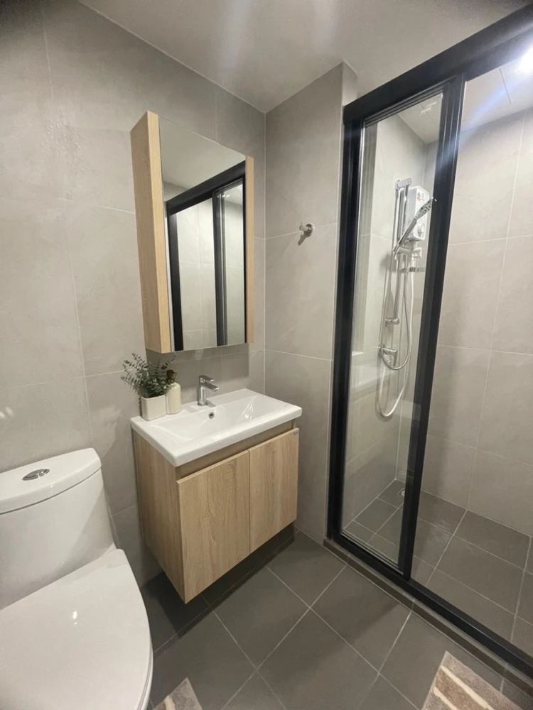 For sale: ARLO LASALLE 17, beautiful room, fully furnished, ready to move in, reserve now, don't wait, hurry!