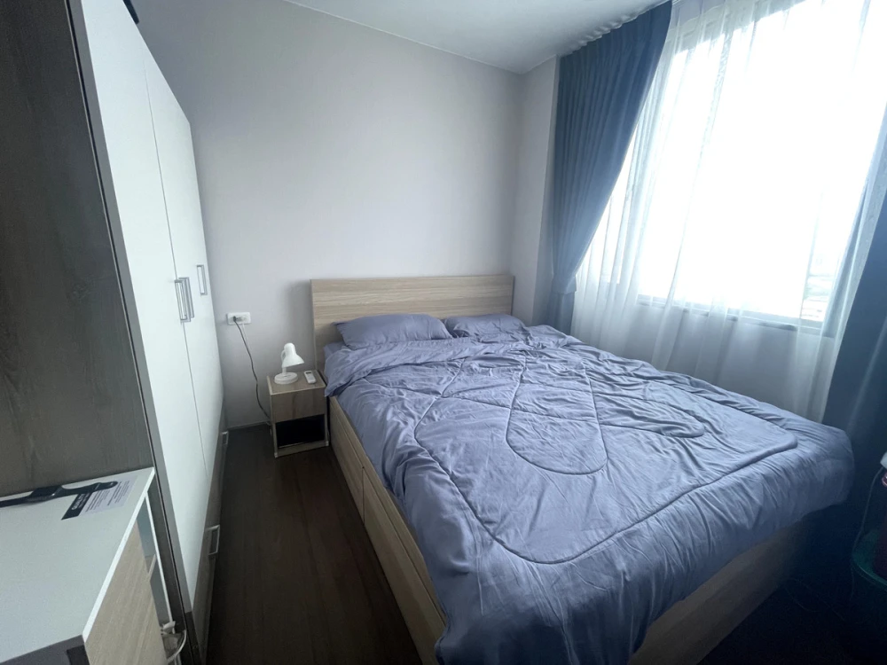 Selling Artisan Ratchada, 16th floor, east-facing with unobstructed view and bright, airy room. Interested in owning one? Book now!