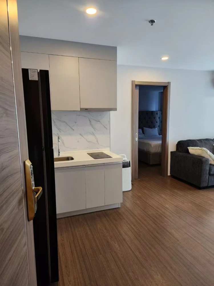 Artisan Ratchada for sale, corner unit, not crowded, lots of usable space, good location, full facilities, reserve now!