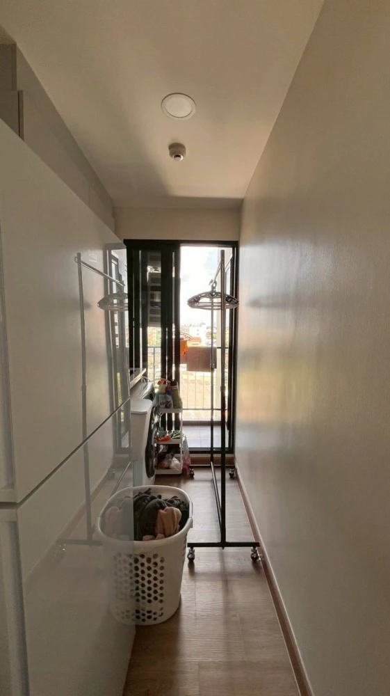 Asher Koop Ratchada condo for sale. Ready to move in. Spacious and comfortable. Book now!