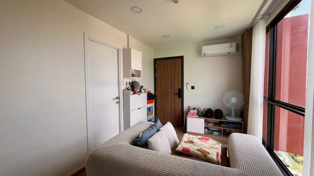 Asher Koop Ratchada condo for sale. Ready to move in. Spacious and comfortable. Book now!