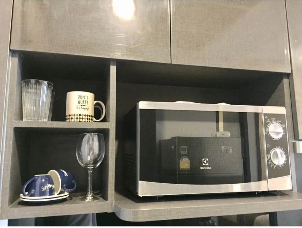 For sale, for rent, Ashton Asoke, fully furnished room, ready to move in, 31st floor, high view, if you don't reserve, you'll regret it later.