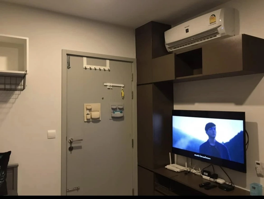 For sale: Aspire Asoke - Ratchada, size 30 sq m., 3rd floor, fully furnished, ready to move in.