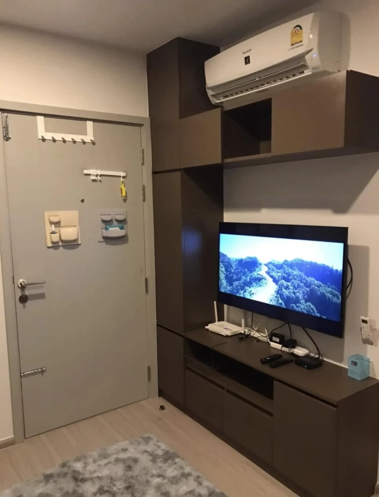 For sale: Aspire Asoke - Ratchada, size 30 sq m., 3rd floor, fully furnished, ready to move in.