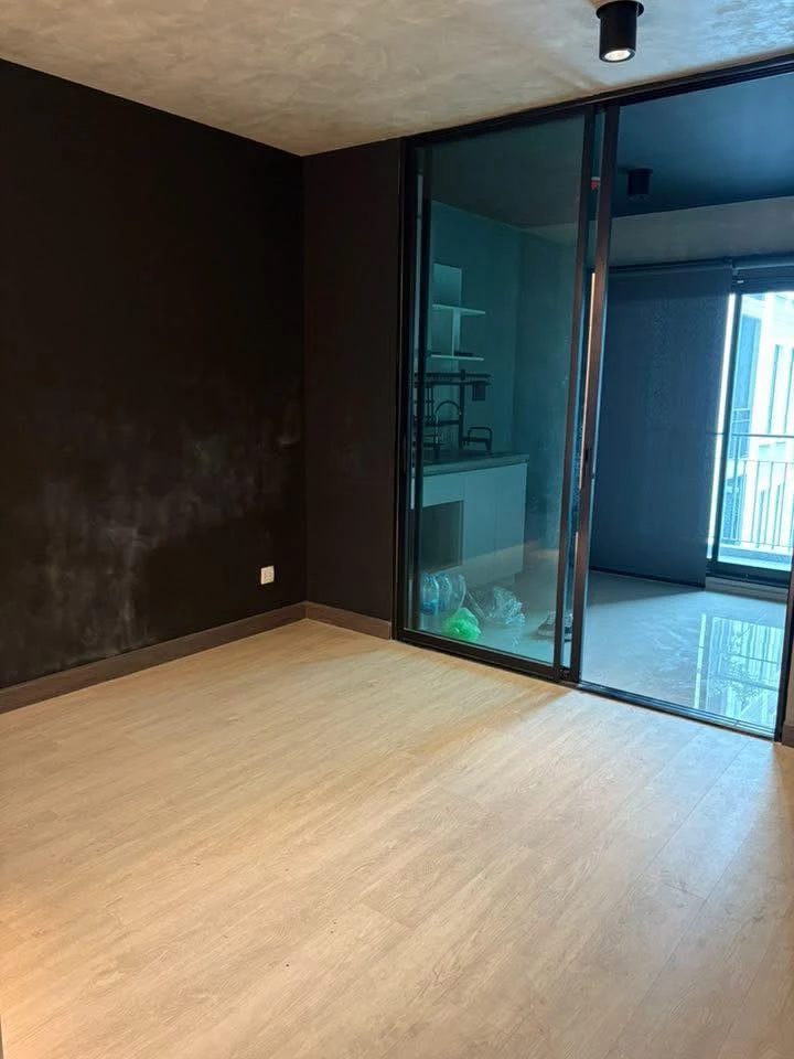 For sale: Aspire Asoke - Ratchada, 6th floor, spacious room. Interested in owning one? Hurry and reserve now. Don't miss out!