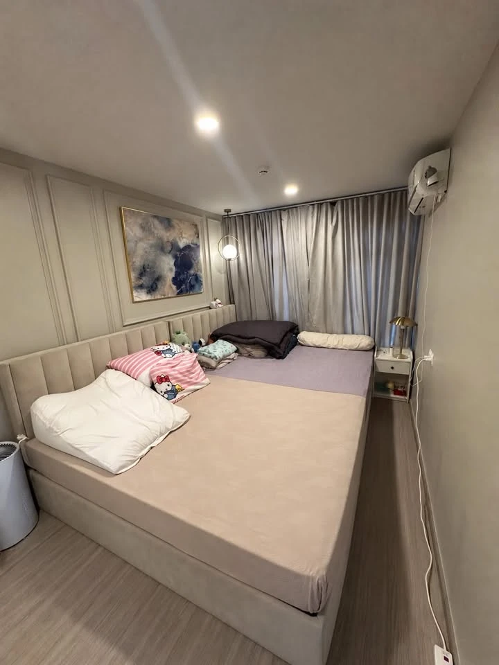 For Sale: Aspire Asoke Ratchada. Spacious unit with ample living space. Secure your ownership today—don't miss out! images