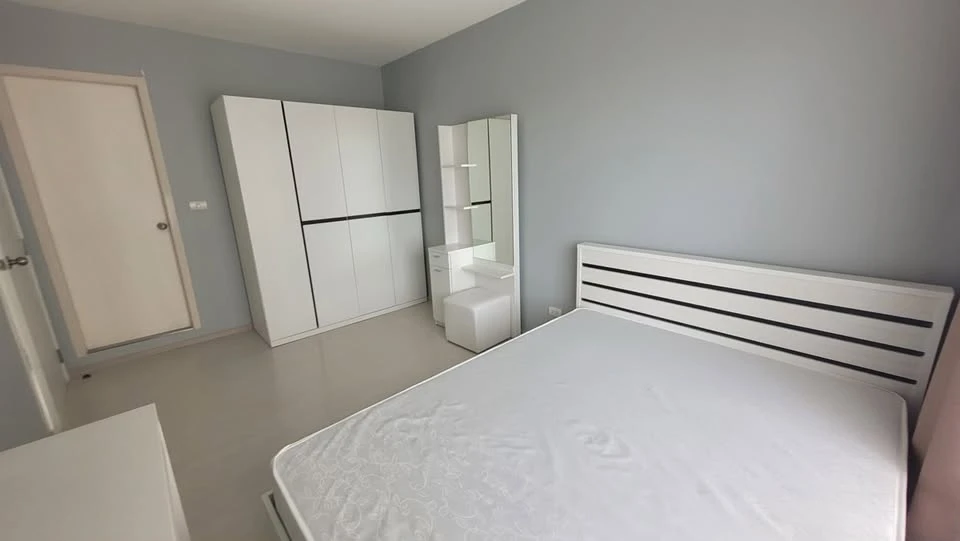 For sale: ASPIRE Erawan 2 bedrooms, Chao Phraya River view, fully furnished, book now before you miss out.