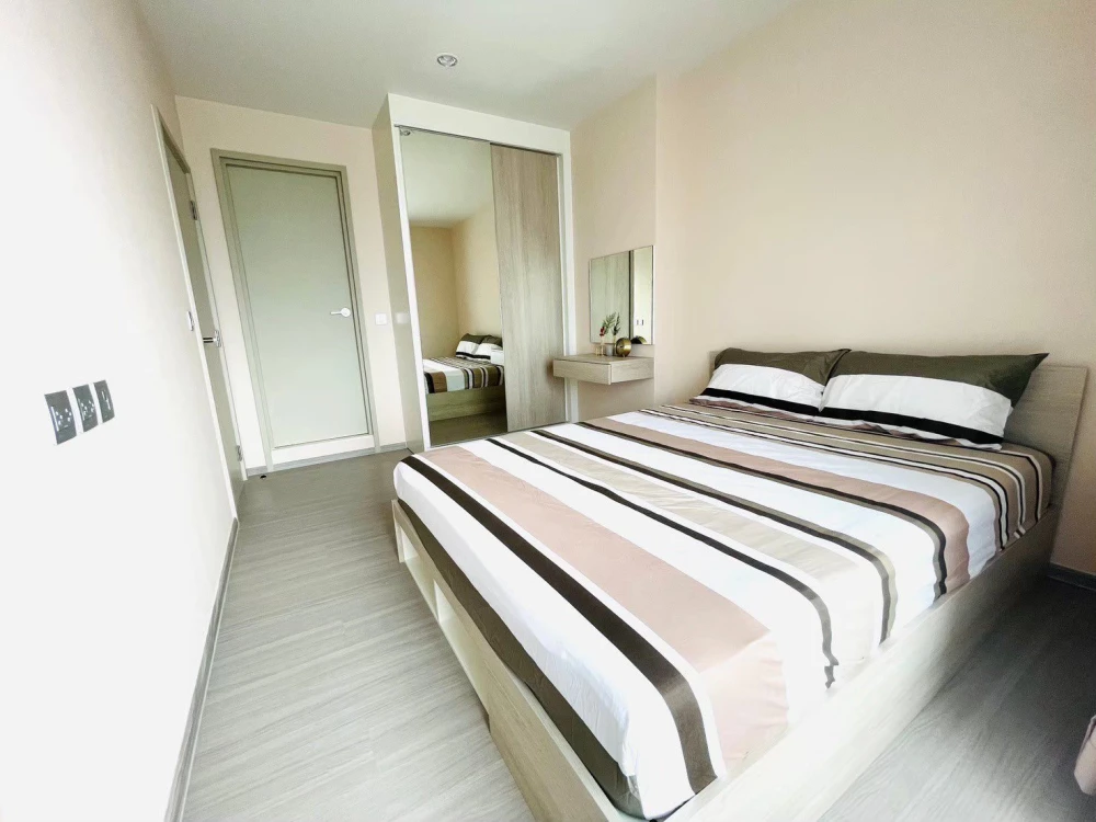 For sale: Aspire Erawan Prime, 29th floor, City view, One bed Plus room, fully furnished, ready to move in, buy now.