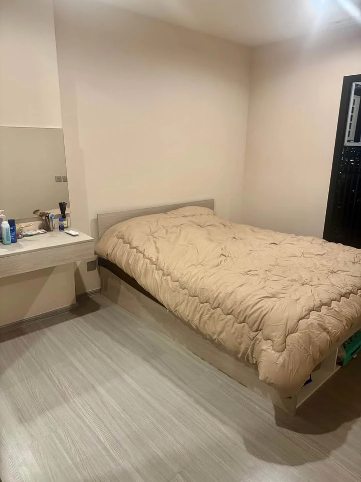 For sale: Aspire Erawan Prime, high floor, beautiful view, quiet, not crowded, fully furnished! Hurry and grab it now!