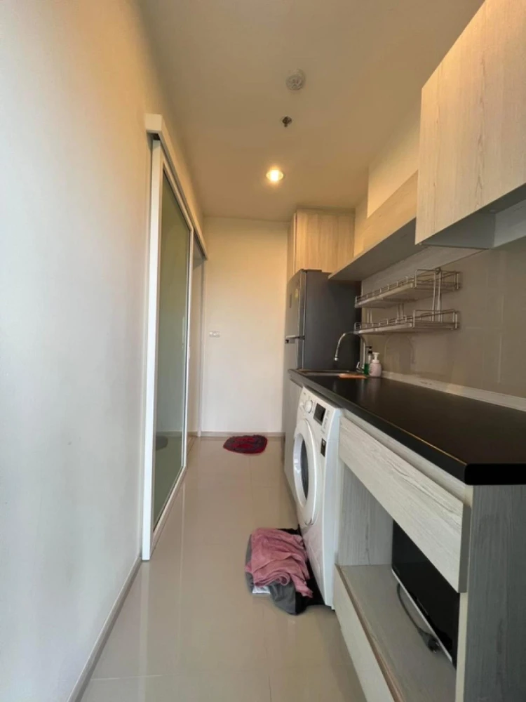 Selling ASPIRE Erawan, 15th floor, unobstructed river view, fully furnished, ready to move in. Book now!
