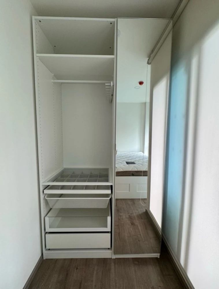 For sale: ASPIRE Pinklao - Arun Ammarin, 4th floor, pool view, fully furnished, interested, reserve now, urgent.