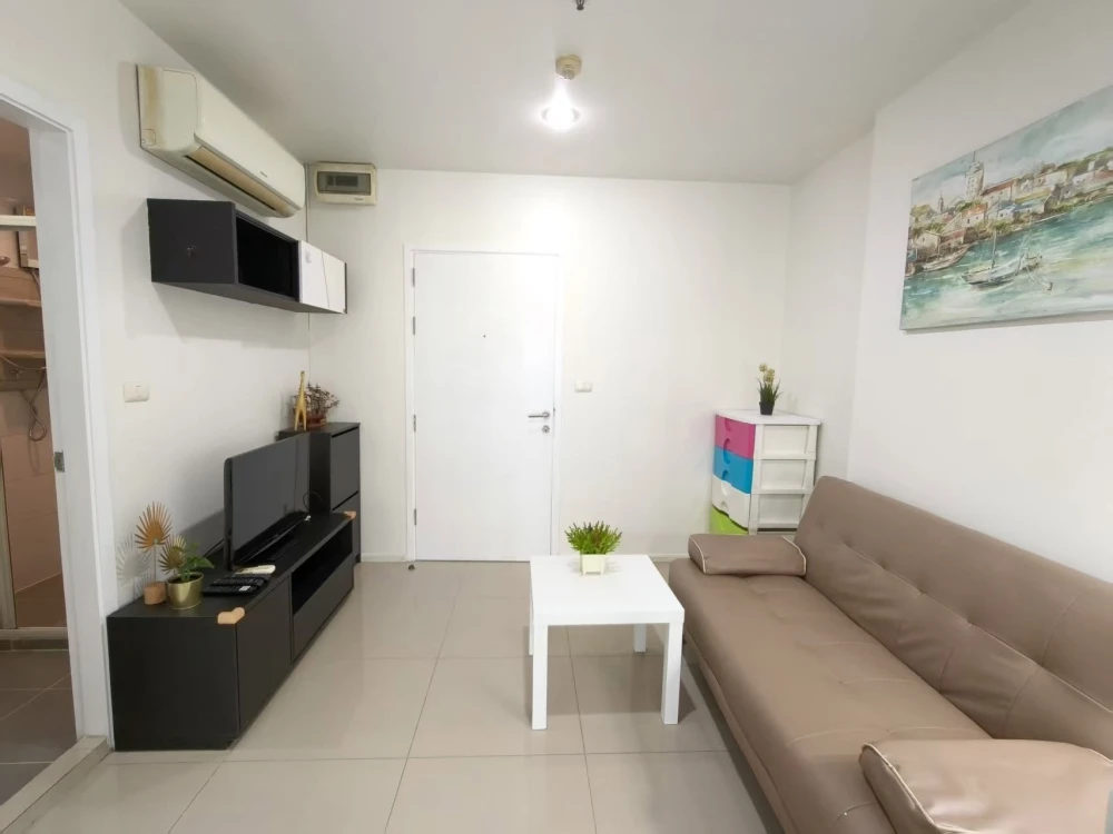 Aspire Rama 9 for sale, spacious room, comfortable. Complete with furniture Hurry and reserve before you miss out.