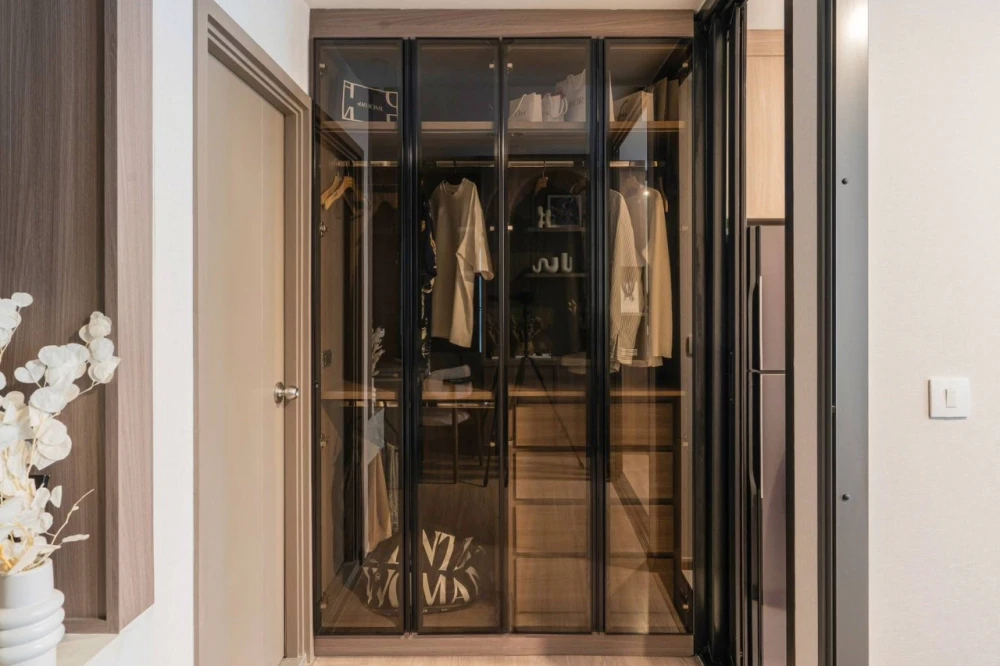 For sale: Aspire Ratchayothin, corner room, far from elevator, garbage room, fire escape, built-in stairs throughout the room, Japandi style, must buy