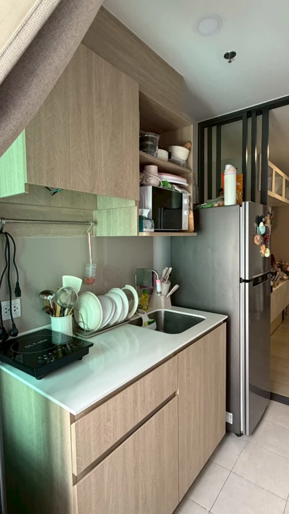 Selling Aspire Rattanathibet - Weston, 11th floor, pool view, good ventilation, not hot, good condition, no water leakage during the rainy season, qui