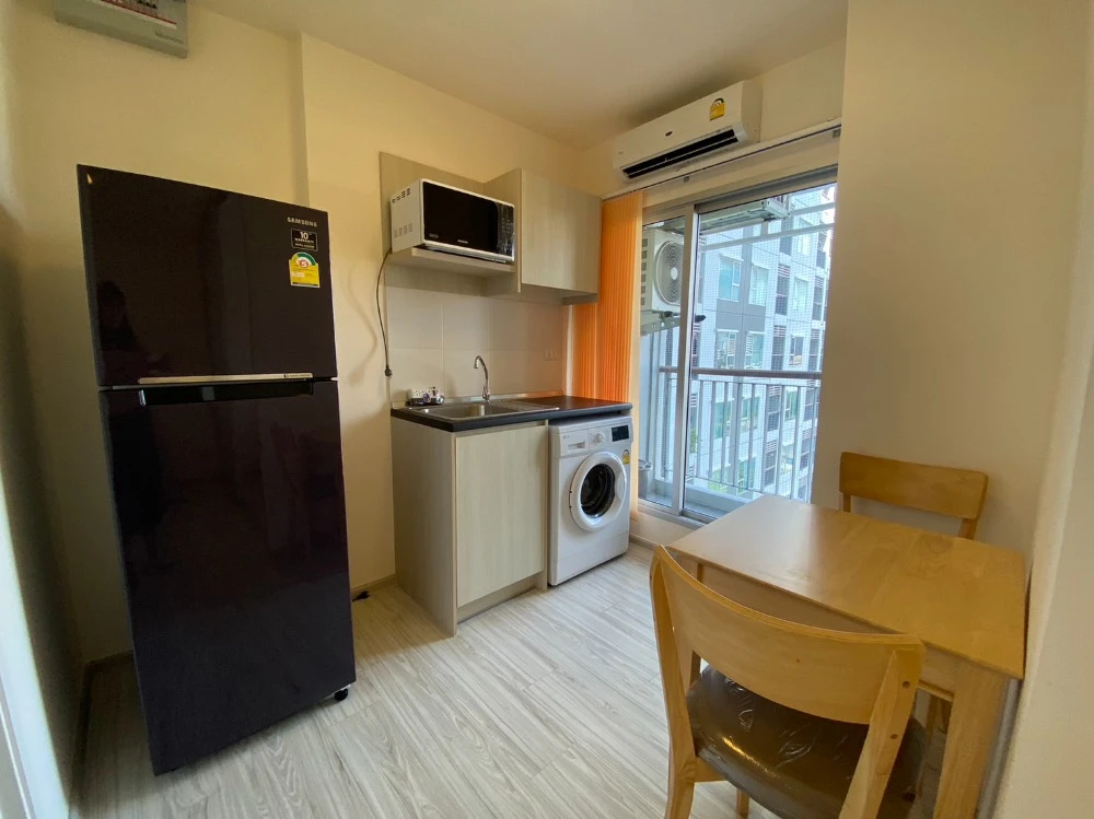 Selling Aspire Rattanathibet 2, 10th floor, pool view, fully furnished, ready to move in. Book now!