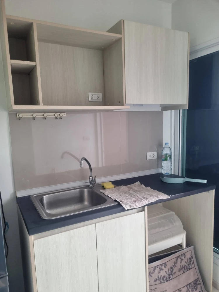 Selling Aspire Rattanatibet 1 bedroom, 1 bathroom condo on the 7th floor in a great location. Don't wait!