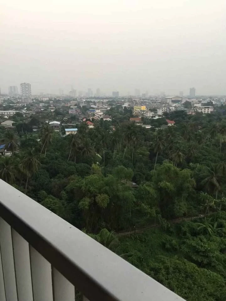 Selling Aspire Sathorn - Taksin (Copper Zone) 2 bedrooms, spacious living area, high-quality built-in furniture. Don't miss out!
