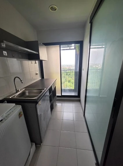 Selling Aspire Sathorn - Taksin (Copper Zone), 14th floor, 1 bedroom unit, fully furnished. Reservation required.