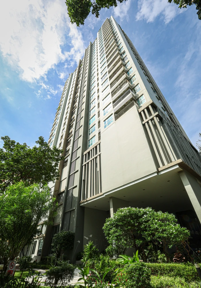 For sale: Aspire Sathorn-Taksin (Timber Zone), high floor, fully furnished, just bring your bags+++