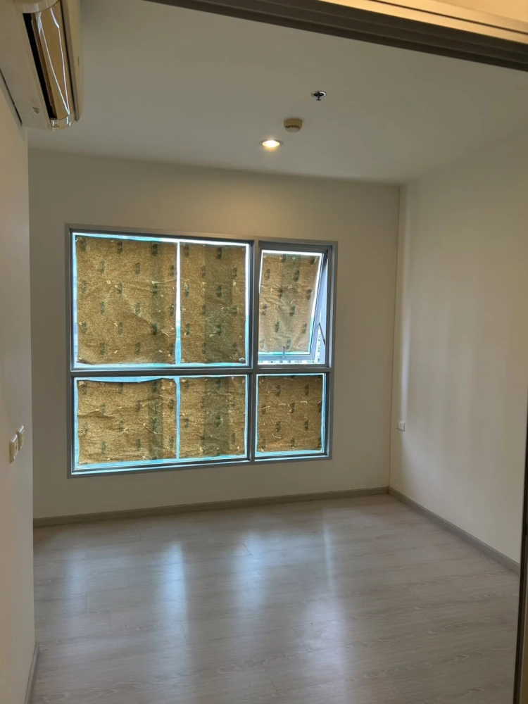 Selling a great-living unit at Aspire Sathorn-Taksin (Timber Zone), 7th floor, in a prime location with convenient transportation. Don't miss out! images