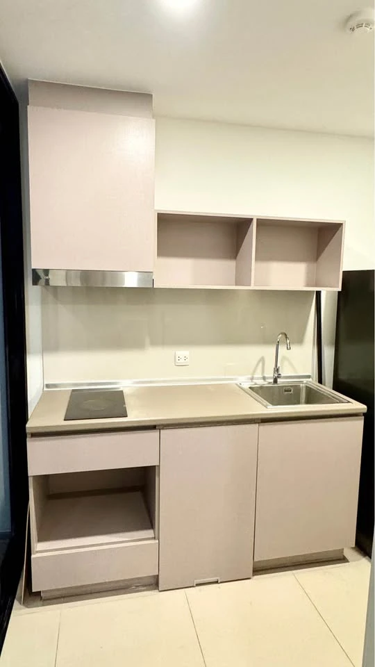 For sale: Aspire Sukhumvit-Onnut, 1 bedroom, 1 bathroom, ready to move in, fully furnished, reserve now, urgent.