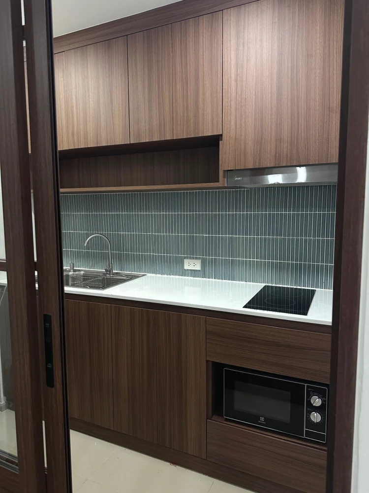 Selling Aspire Sukhumvit-Onnut, 1 bedroom, 1 bathroom unit. Spacious living area, coordinated interior design, fully furnished. Book now!