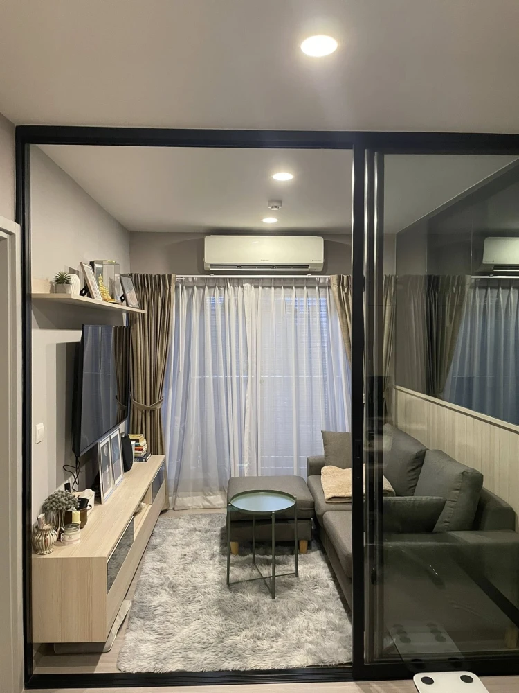 For sale: Aspire Sukhumvit-Onnut, 5th floor, river bend view, fully furnished room, nice to live in. If interested, hurry and reserve now. Don't wait.