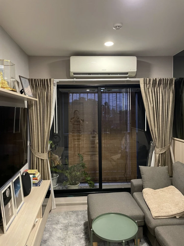 For sale: Aspire Sukhumvit-Onnut, 5th floor, river bend view, fully furnished room, nice to live in. If interested, hurry and reserve now. Don't wait.
