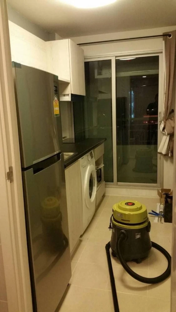 For sale: Aspire Wutthakat, 8th floor, swimming pool view, fully furnished, nice to live in, reserve now, don't miss out.