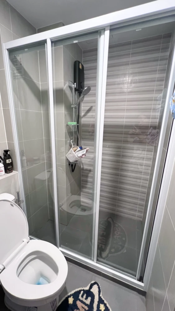 Selling Aspire Ratchayothin, studio room, city view, unfurnished, wallpapered. Hurry, limited availability!