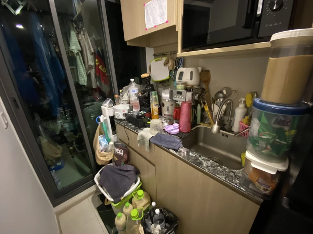 Selling Aspire Rattanathibet - Weston, 7th floor, same floor as the swimming pool and fitness center (very convenient!). "The convenience of life with