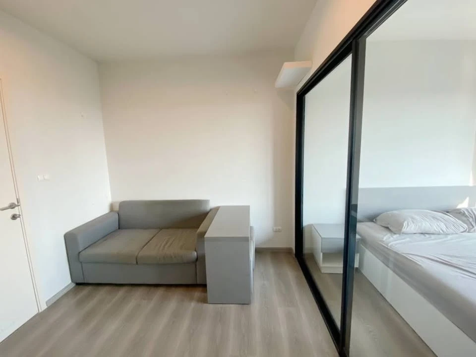 For sale: Aspire Sathorn-Taksin, Copper zone, 1 bedroom, 1 bathroom, fully furnished, ready to move in. Book now.