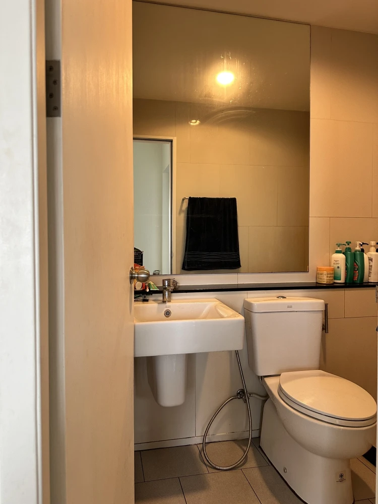 For sale: Aspire Erawan, city view, airy, no buildings blocking the view, with built-in furniture, ready to move in, don't miss it.