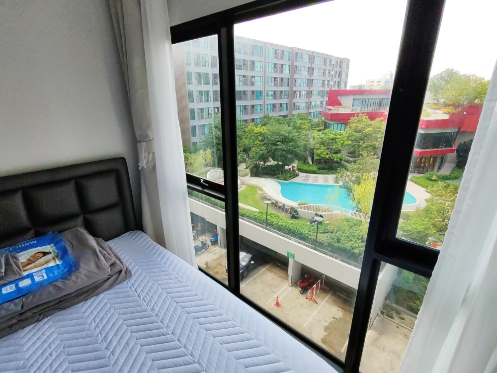 For sale: Atmoz Flow Minburi, 5th floor, great view, fully furnished and ready to move in. Book now—don’t wait!